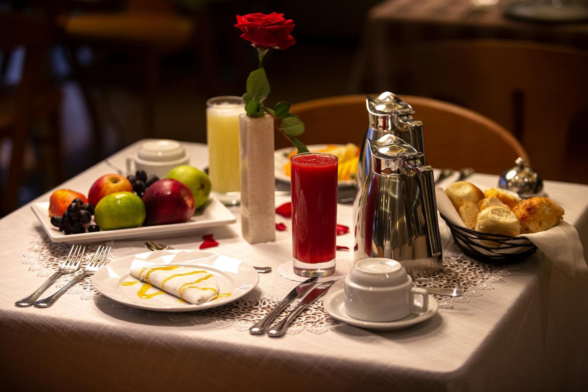 Hotel Gran Marquise Fortaleza  Exterior photo A table set for breakfast